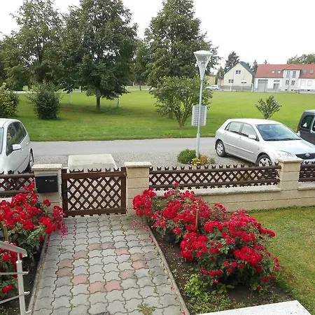 Privatunterkunft Fam. Rauscher Sierndorf an der March